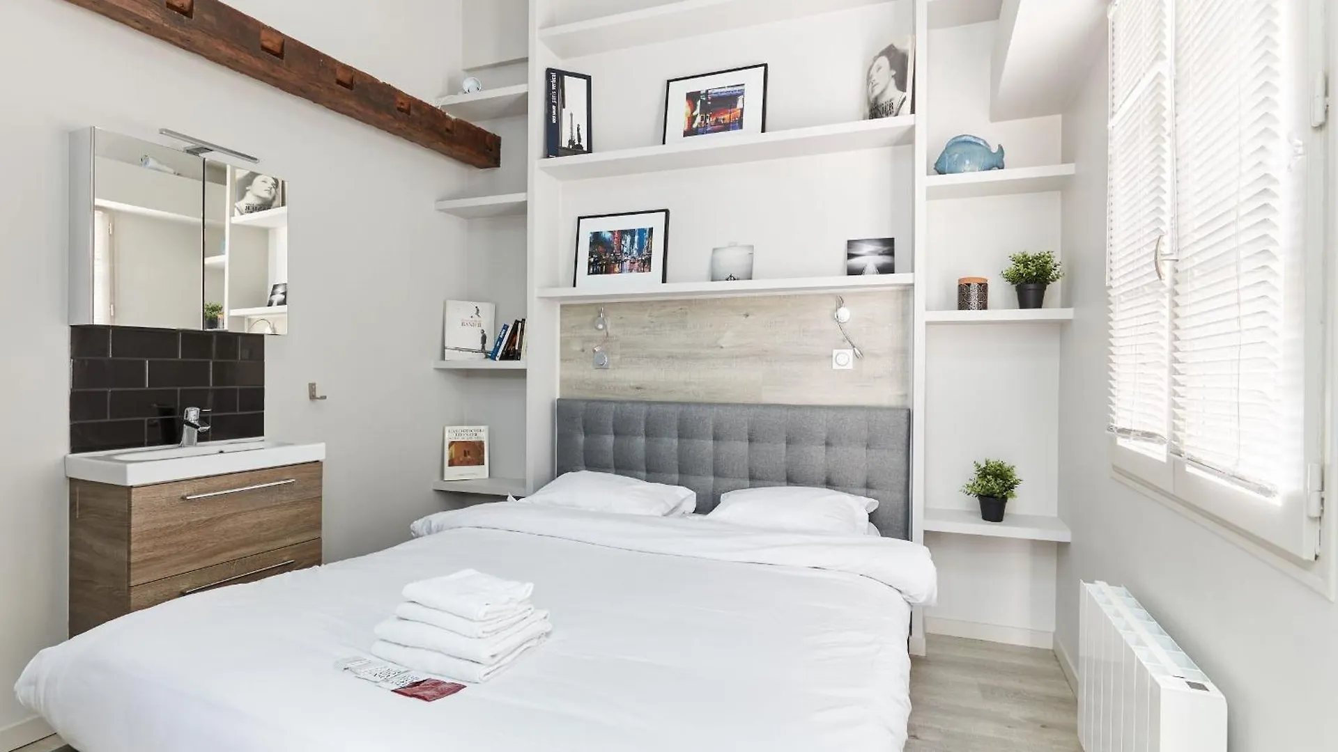 Jardin And Balcony 1br Apartman